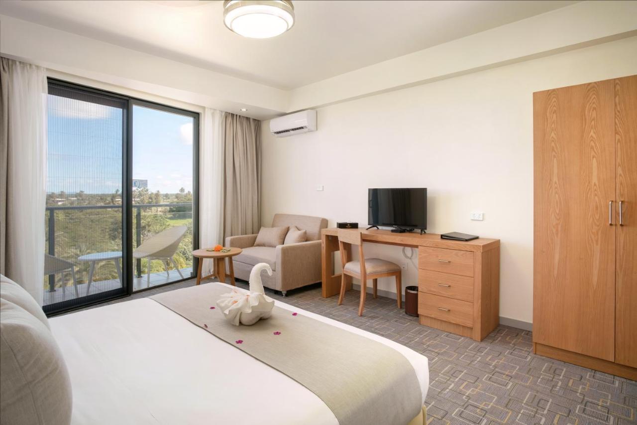 Nalagi Hotel Нанди Экстерьер фото