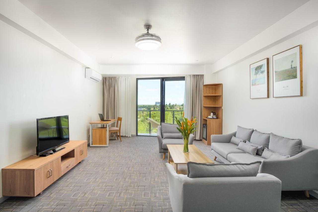 Nalagi Hotel Нанди Экстерьер фото