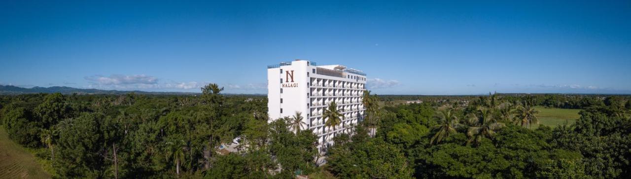 Nalagi Hotel Нанди Экстерьер фото