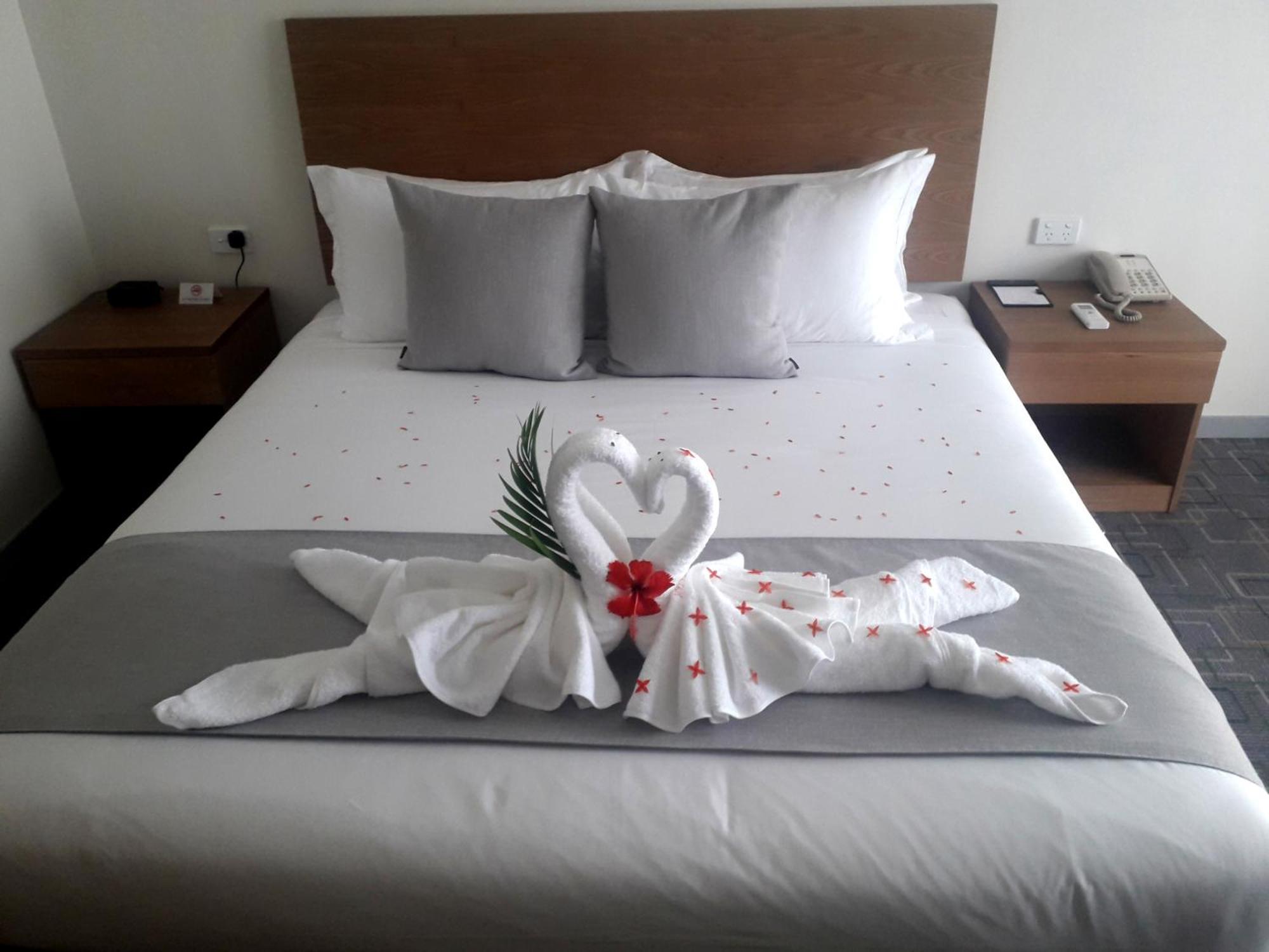 Nalagi Hotel Нанди Экстерьер фото