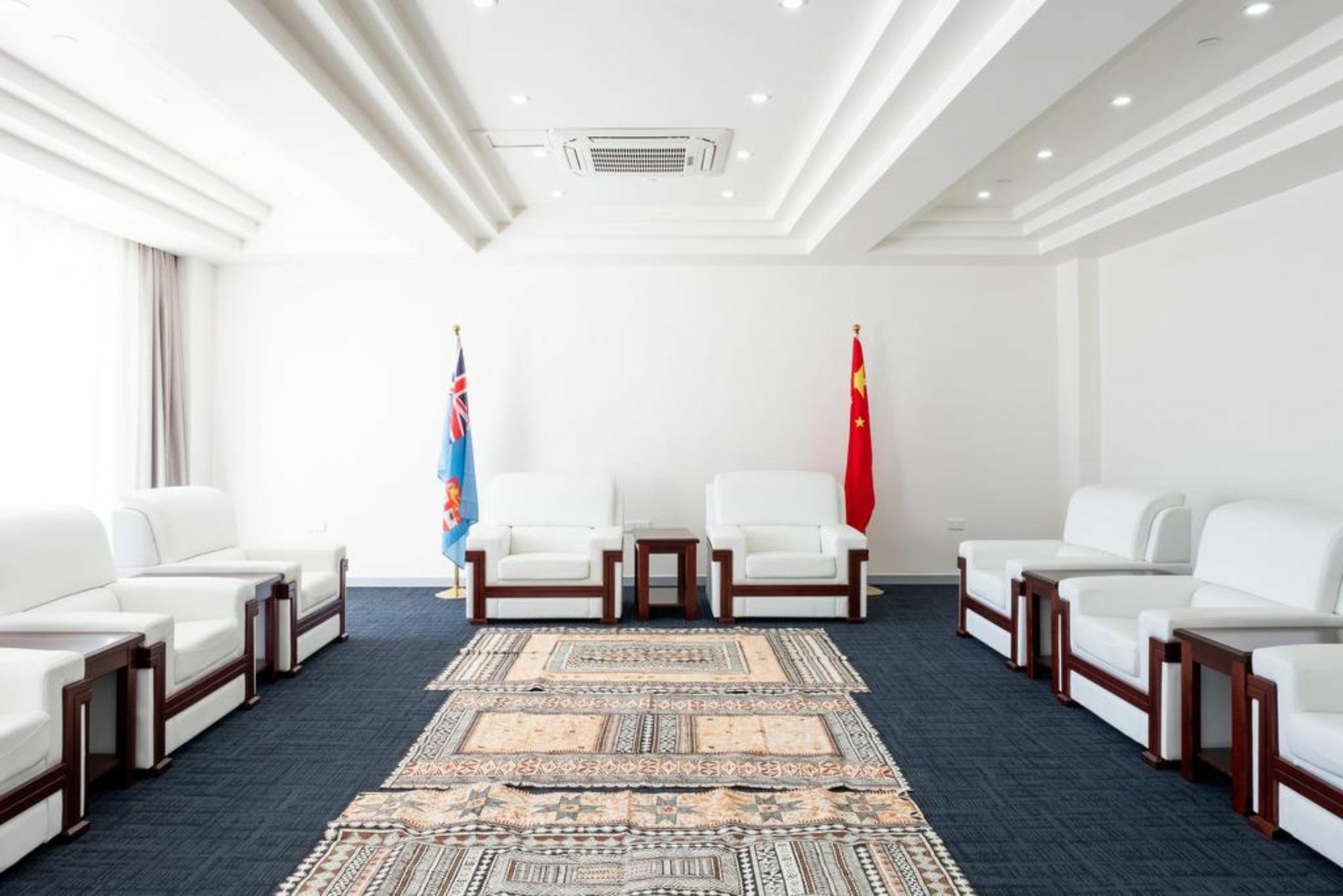 Nalagi Hotel Нанди Экстерьер фото
