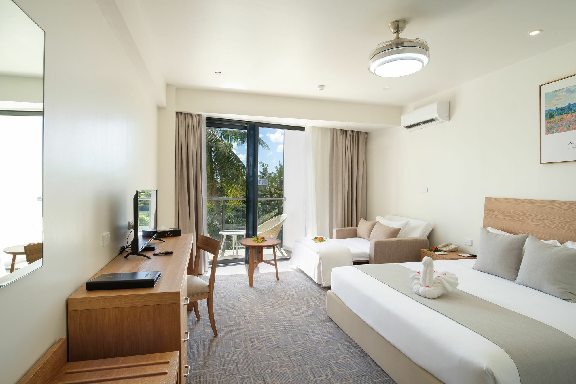 Nalagi Hotel Нанди Экстерьер фото